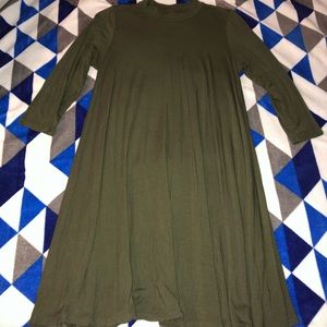 Green Quarter Sleeve Dress